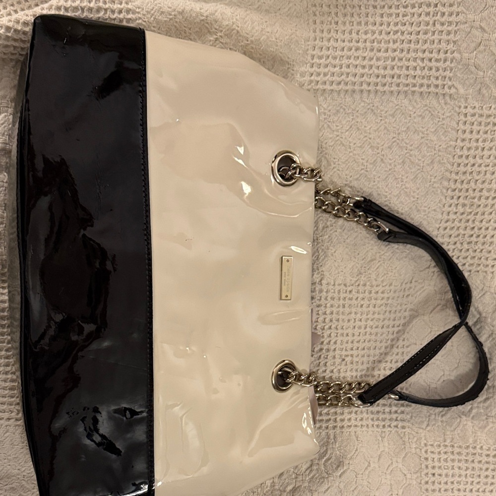 Kate Spade Elegant Black and Cream Women's Patent Leather Shoulder Bag